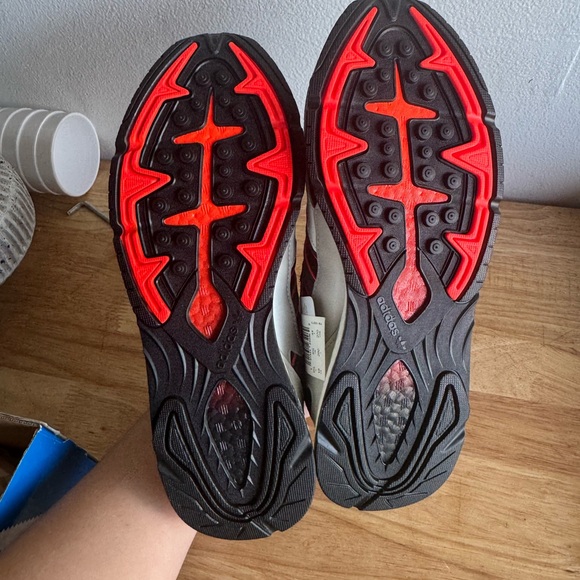 Adidas Tresc Run - Picture 4 of 5